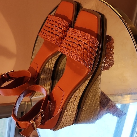 Vince Camuto Rustic Orange Leather Espadrilles Sandals - Picture 3 of 7